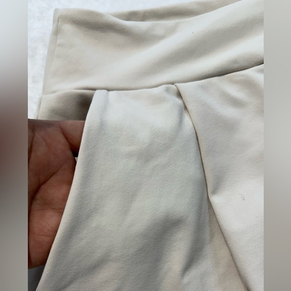 NWT Susana Monaco Blanched Almond High Waist Tailored Comfortable Shorts - Picture 9 of 15